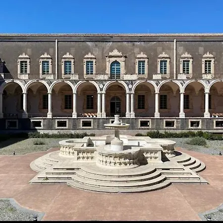 Il Piccolo Cortile Apartment Catania
